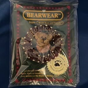 Boyds Bears and Friends F.O.B 2002 pin